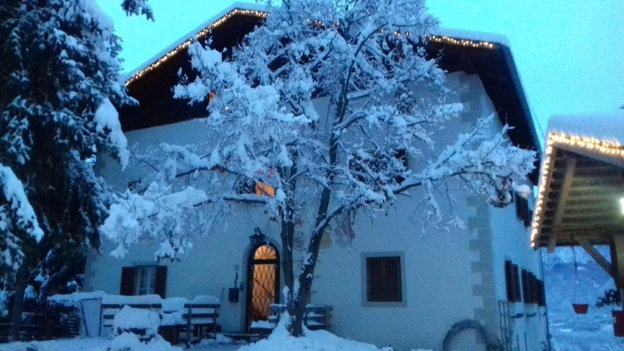 Koebl Hof Longostagno Extérieur photo